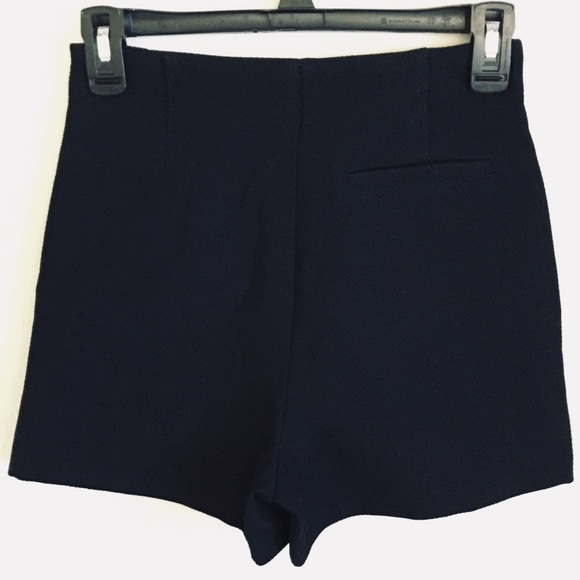 LAST PC!!! ZARA TRF Winter Shorts - Picture 2 of 8